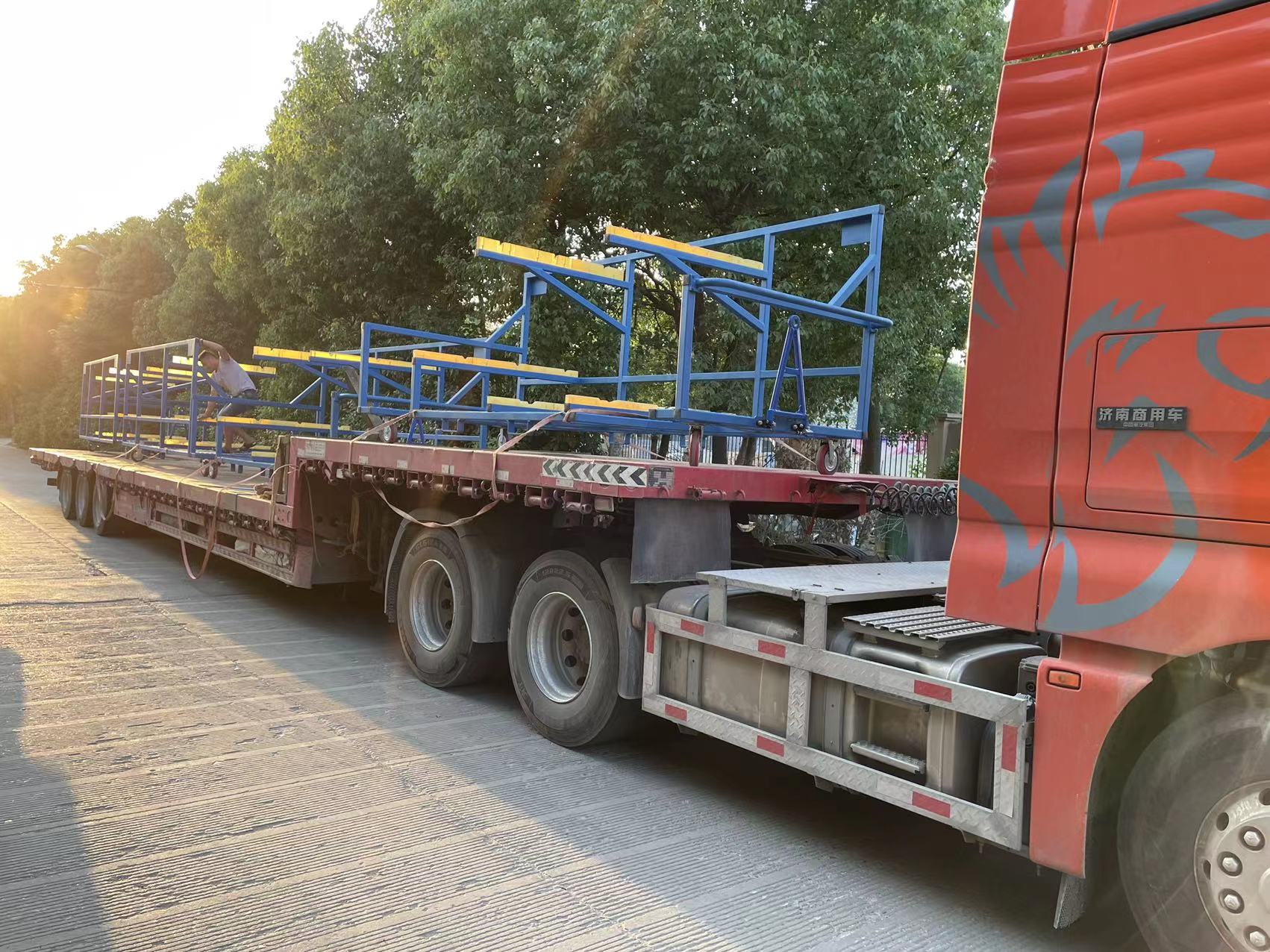 四台工位器具发往浙江湖州吉利汽车