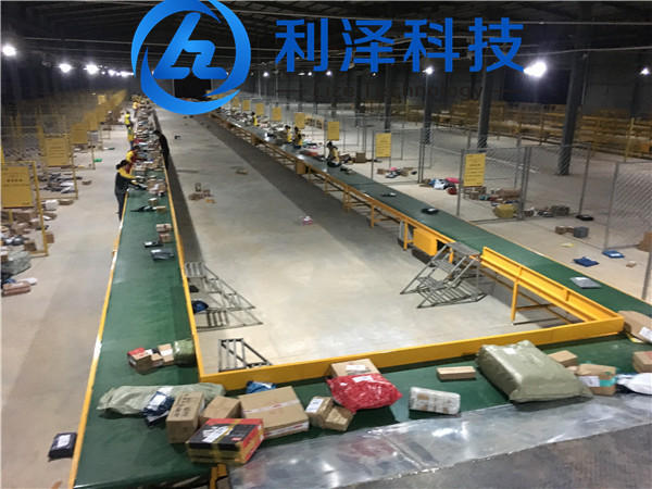 1-1ZF5153349353.jpg